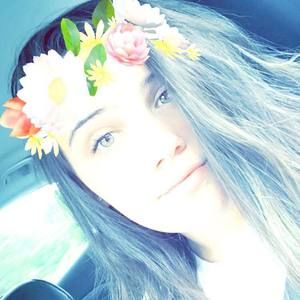 Meet your Posher, Lexie